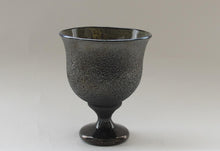 画像をギャラリービューアに読み込む, ガラス黒薩摩 宮澤裕明 桜島灰銀箔金彩ワイングラス