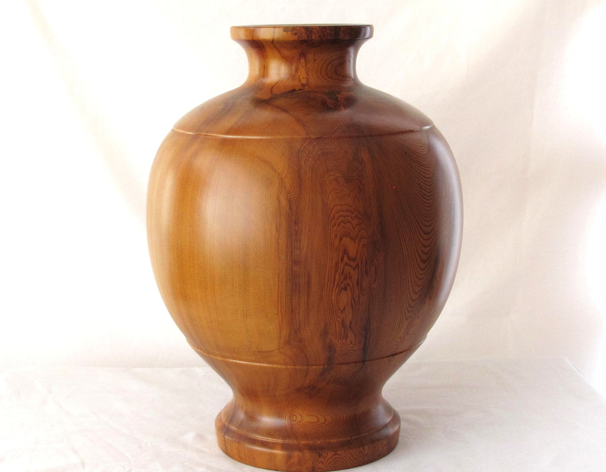 屋久杉 現代の名工・二代目原款亮 壺（花生）飾筋入り – SEIKADO