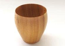 画像をギャラリービューアに読み込む, 屋久杉 三代目原款亮 樹齢千年の年輪を味わう杢目盃