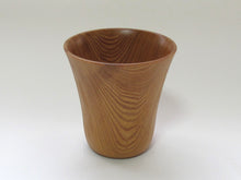 画像をギャラリービューアに読み込む, 屋久杉 三代目原款亮 樹齢千年の年輪を触れて味わう浮造り湯呑