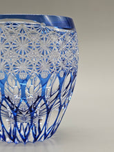 將圖片載入圖庫檢視器 江戸切子 鍋谷總 ロックグラス蓮華(青)