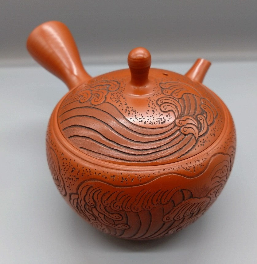 常滑焼 玉龍 12号清月彫吉祥波急須 – SEIKADO