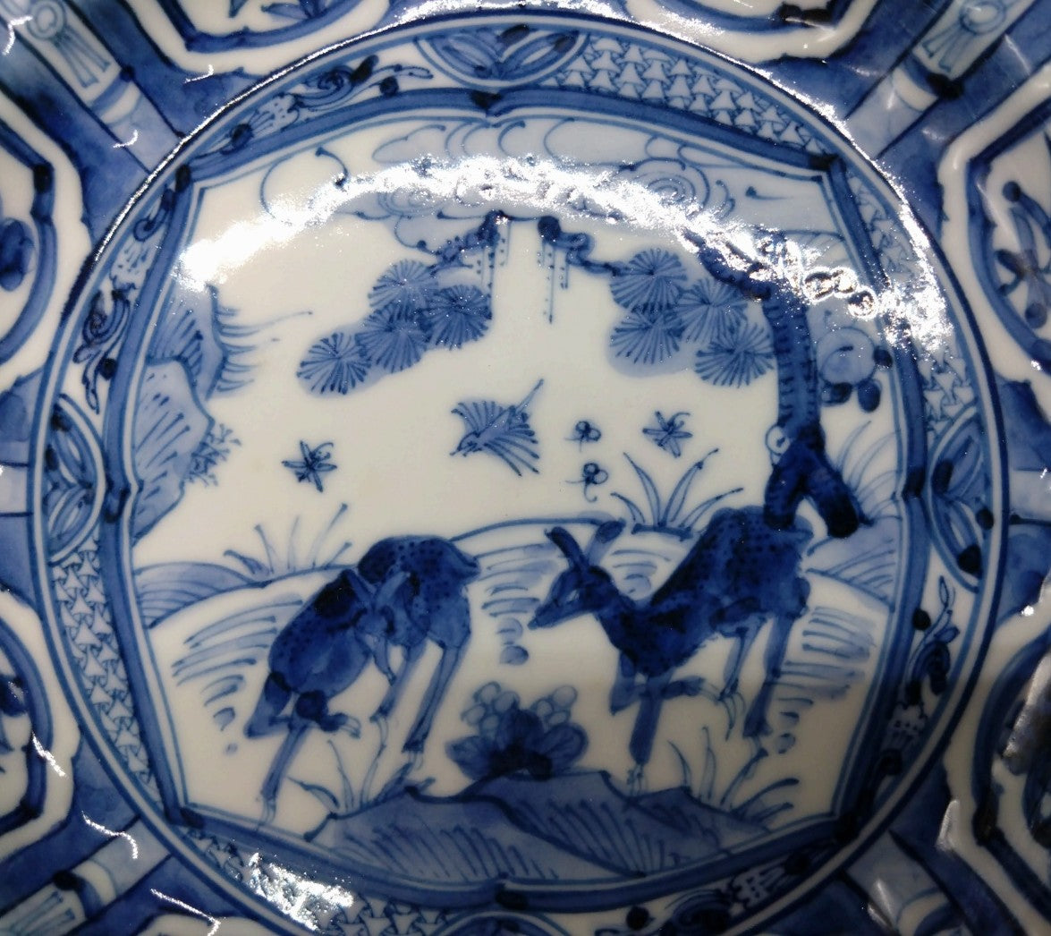 九谷焼 山本長左 陽刻鹿芙蓉手6号皿 – SEIKADO