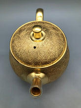 画像をギャラリービューアに読み込む, 常滑焼 昭龍 金彩網目後手急須 セラメッシュ茶こし 250cc 木箱入