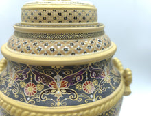 将图片加载到图库查看器,京焼・清水焼 空女 華薩摩香炉(三段)