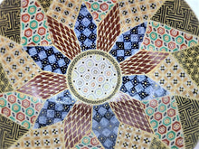 Load image into Gallery viewer, 京焼・清水焼 空女 華薩摩小紋平盃