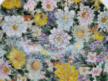 Load image into Gallery viewer, 京焼・清水焼 空女 華薩摩花詰平盃