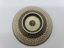 Load image into Gallery viewer, 京焼・清水焼 空女 華薩摩花詰平盃