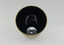 Load image into Gallery viewer, 京焼・清水焼 空女 華薩摩黒地筒杯