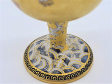 Load image into Gallery viewer, 京焼・清水焼 空女 華薩摩花金馬上杯