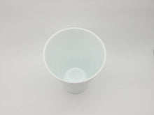 画像をギャラリービューアに読み込む, 有田焼 中尾純 白磁線彫カップ