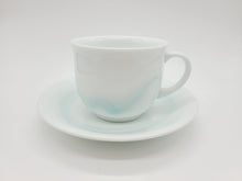 画像をギャラリービューアに読み込む, 有田焼 照井一玄 青白磁水の中珈琲碗皿