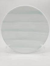 画像をギャラリービューアに読み込む, 有田焼 照井一玄 青白磁水もよう 6寸皿