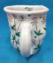 将图片加载到图库查看器,京焼・清水焼 村田幸之介(六齋窯) 捻り藤袴マグカップ