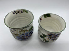 画像をギャラリービューアに読み込む, 土渕陶あん(陶あん窯) 白掛紫草花組湯呑