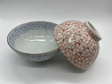 Load image into Gallery viewer, 京焼・清水焼 紫峰 染赤桜詰組飯