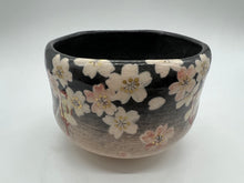 画像をギャラリービューアに読み込む, 京焼・清水焼 楽入 宵桜抹茶碗