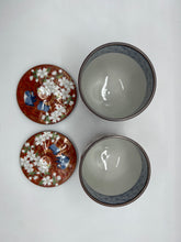 将图片加载到图库查看器,京焼・清水焼 山本壹楽(壹楽窯) 朱濃鴛鴦蓋付組湯呑