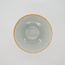 Load image into Gallery viewer, 京焼・清水焼 紀澤 金彩捻花絵(青)口反フリーカップ