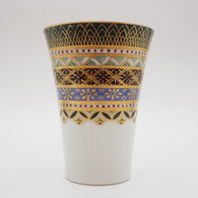 Load image into Gallery viewer, 京焼・清水焼 紀澤 金彩横縞口反フリーカップ