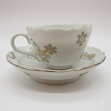 画像をギャラリービューアに読み込む, 京焼・清水焼 叶松谷 白磁銀彩雪結晶碗皿