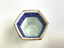 將圖片載入圖庫檢視器 京焼・清水焼 加藤雲泉(雲泉窯) 黄地紅彩雲龍文ぐい呑