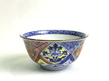 Load image into Gallery viewer, 京焼・清水焼 加藤雲泉(雲泉窯) 青黄彩花菱飯碗