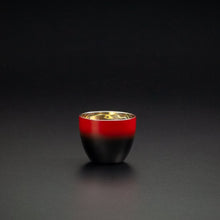 将图片加载到图库查看器，山中塗 漆磨 彩 ぐい呑 黒（二重構造 内金メッキ）
