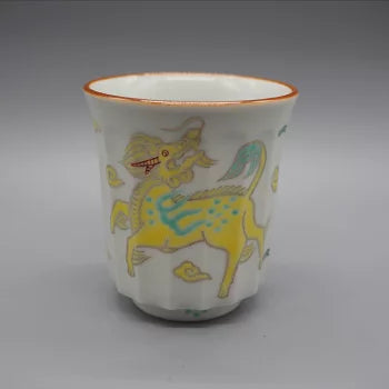 ☆ 叶松谷 清水焼 色絵湯呑 京焼・清水焼 叶松谷 色絵麒麟湯呑 – SEIKADO