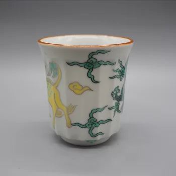 ☆ 叶松谷 清水焼 色絵湯呑 京焼・清水焼 叶松谷 色絵麒麟湯呑 – SEIKADO