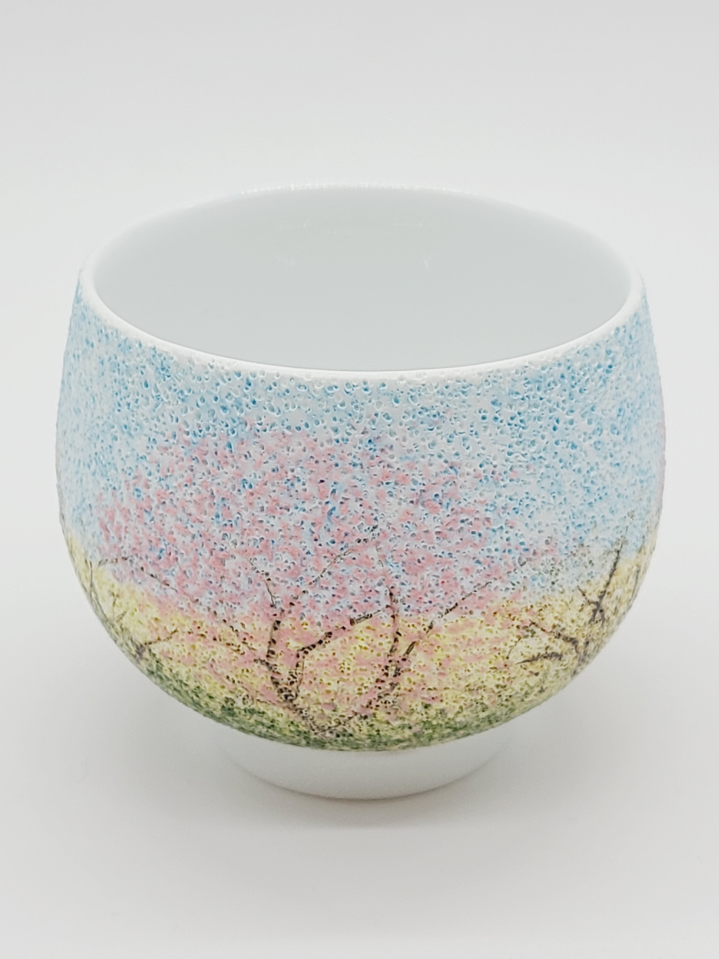 【有田焼】中尾恭純 作 線象嵌 壺 共箱付 ◎伝統工芸の逸品◎ 有田焼】中尾恭純 作 線象嵌 壺 共箱付 ◎伝統工芸の逸品◎