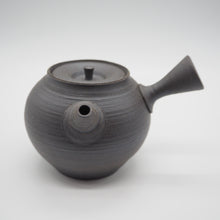 Load image into Gallery viewer, Tokoname pottery Hiroshi Mizuno teapot
